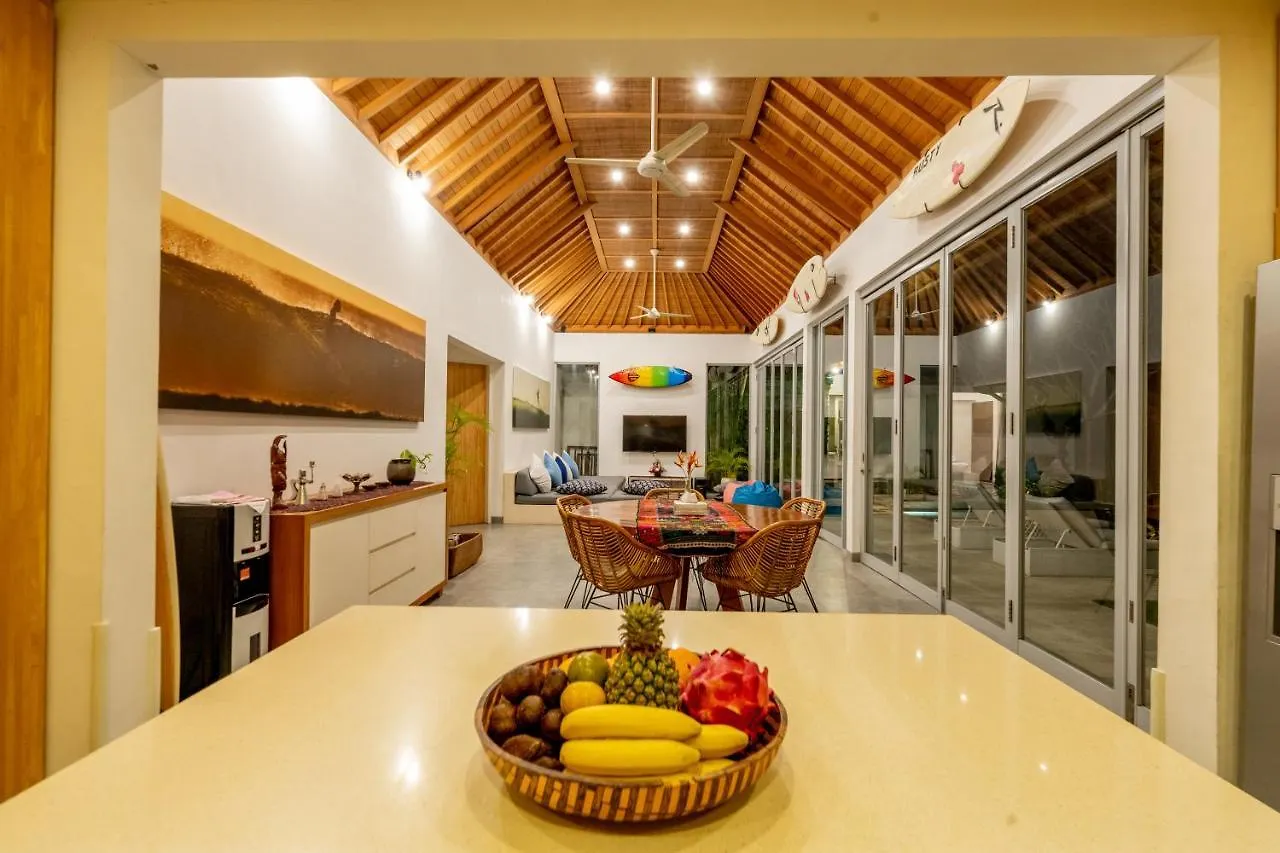 Villa Becca 4 Bedroom At Seminyak Near To The Beach